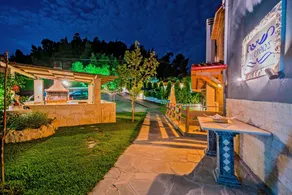 Akrathos Houses - Image 3