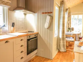 Nutkin Lodge - Image 5