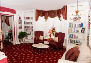 Allegan Country Inn - Image 2