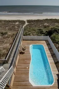 Sunny Times 4 Bedroom Home by RedAwning - Image 1