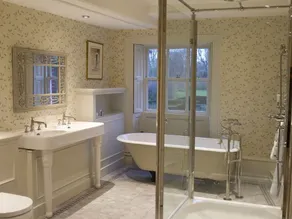 10 Castle Street - Image 3
