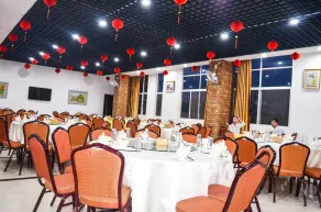 Chinese Business Hotel - Image 5