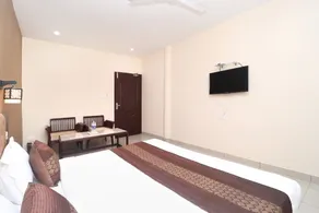 OYO 4963 Hotel Inderprasth - Image 3