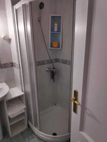 Apartamento cerca de Playa Piscina en Málaga - Image 3