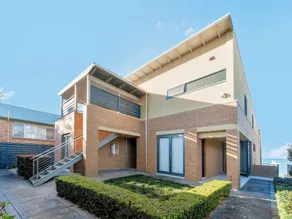 Kooyonga, 3/211 Soldiers Point Road - Image 4