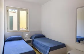 Amazing Apartment in Briatico With Wifi and 2 Bedrooms - Image 3