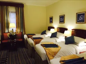 Al Eiman Al Qibla Hotel - Image 3