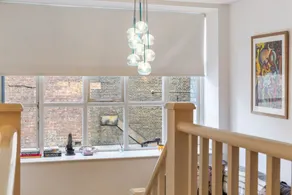 Bright 2 Bedroom Apartment Near Old Street - Image 5