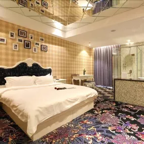 Seattle Hotel - Image 4