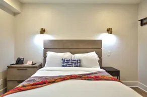 The Lucky Inn - Image 4