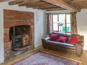 Little Swattesfield Cottage - Image 5