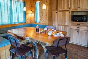 Red House - Minutes to Shaver Lake! - Image 4
