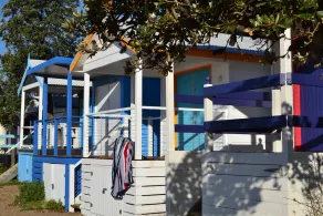 Sapphire Shores Luxury Retreat - Image 5