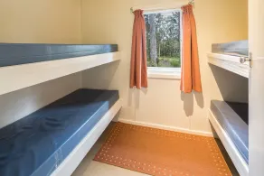 Toms Cabin - Image 3