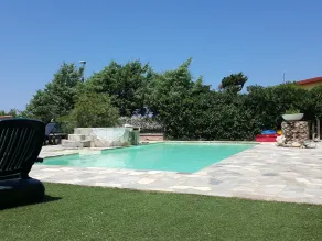 Residence With Pool, Only 100m From the Beach and Coastal Town of La Ciacca - Image 2