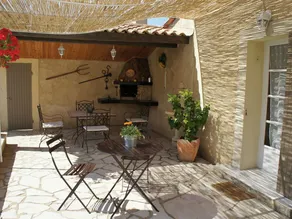 Charming Holiday Cottage With Large Private Pool - Image 4