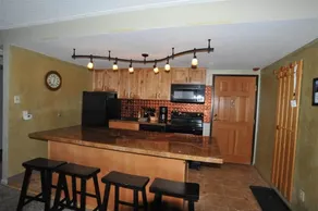 Trail's End 509 Downtown Condos with on-site Hot Tub - Image 3