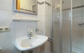 Nice Apartment in Brixen im Thale With 2 Bedrooms and Wifi - Image 2
