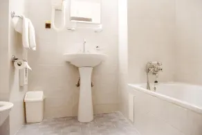 Hotel Celerin - Image 5