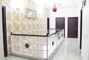 Royal Inn by OYO Rooms - Image 4