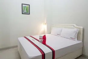 RedDoorz @ Rejowinangun Kota Gede - Image 4