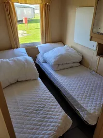 Beautiful 2-bed Caravan in Ingoldmells - Image 2