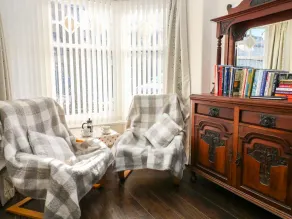 The Little White House - Image 3