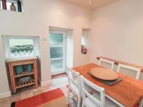 3 Brookside Cottages - Image 4