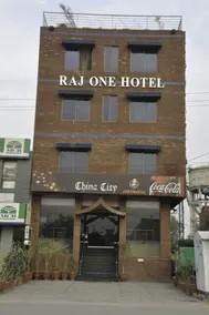 Raj One Hotel - Image 4