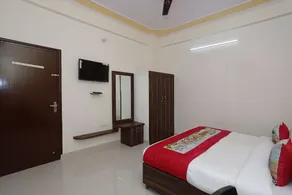 Hotel Mahima Palace by OYO Rooms - Image 4