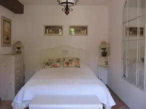 Traditional Holiday Home With Garden in Dampsmesnil - Image 2
