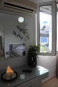 Firostefani Apartment - Image 4