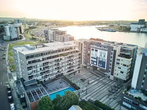 Chifley Apartments Newcastle - Image 5