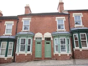 Townhouse @ Balfour St - Image 3