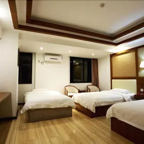 Huayi Kaihui Hotel (Dujiangyan Scenic Area Branch) - Image 3