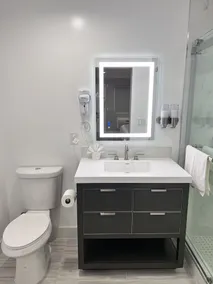 OMEO SUITES - Image 4