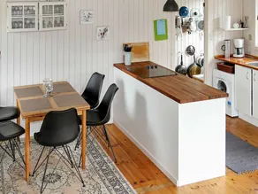 Tranquil Holiday Home in Rødby Near Sea - Image 5