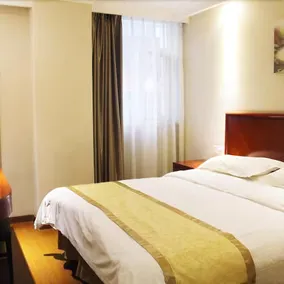 Dongfang Ruiji Business Hotel (Shenyang Station Tiexi Square Subway Station) - Image 4