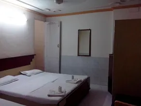 Hotel Grace - Image 5