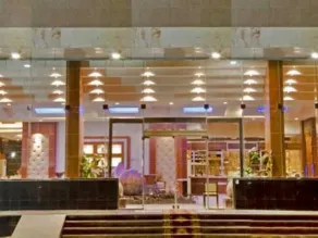 Almakan Hotel 105 - Image 3