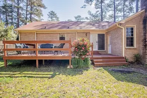 Enjoy the Centrally Located Mcfadyen Guest House - Image 5