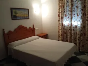 Hostal Restaurante La Giralda - Image 4