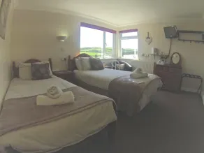Sunnymeade - Image 3