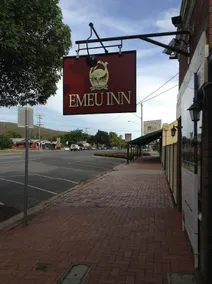 Emeu Inn Bed & Breakfast - Image 4