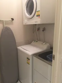 Pine Court Apartments - Image 3
