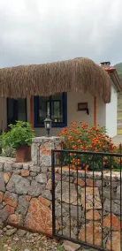 Kovan Bungalow - Image 2
