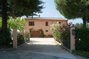 Family Villa Pool and Country Side Views Italy - Image 5
