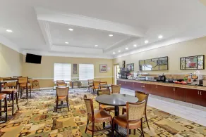 La Quinta Inn & Suites Mobile - Tillman's Corner - Image 2
