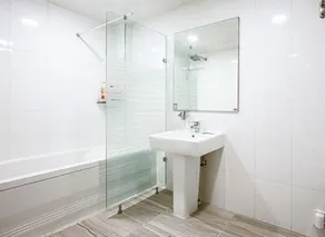 Breeze Hotel - Image 5
