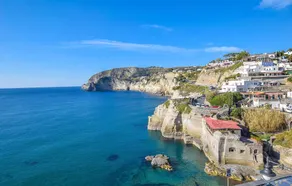Stunning Home in Sant'angelo With Wifi and 2 Bedrooms - Image 4
